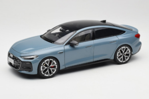 Audi A5L Sportback Pelēcīgi Zils OEM 1:18 ZAM60004B Metāls
