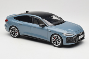 Audi A5L Sportback Pelēcīgi Zils OEM 1:18 ZAM60004B Metāls — attēls 6 no 8