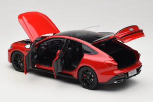 Audi A5L Sportback Sarkans OEM 1:18 ZAM60004A Metāls — attēls 5 no 8