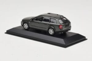 Audi A6 C5 Avant Tumši Pelēks Minichamps 1:43 AUDI006 Metāls — attēls 3 no 4
