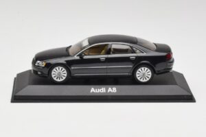 Audi A8 D3 Phantom Melns Minichamps 1:43 5010508133 Metāls
