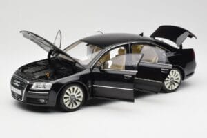Audi A8 D3 W12 Melns Kyosho 1:18 09212BK Metāls — attēls 2 no 8