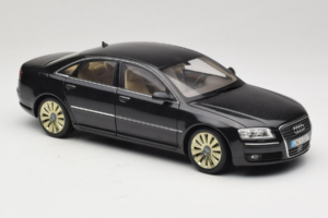 Audi A8 D3 W12 Melns Kyosho 1:18 5010508135 Metāls — attēls 6 no 8