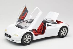 Audi Avus Quattro Alpine White Revell 1:18 08913 Metāls — attēls 2 no 8