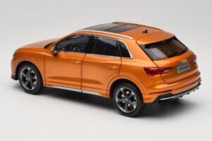 Audi Q3 F3 Orange Metallic Paudi Model 1:18 05962Q32019 Metāls — attēls 7 no 8