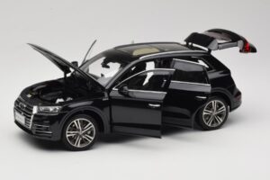 Audi Q5L FY Melns Paudi Model 1:18 26732 Metāls — attēls 2 no 8
