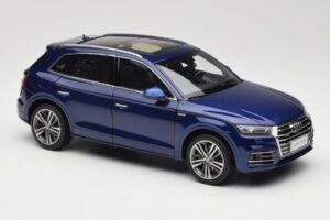 Audi Q5L FY Zils Paudi Model 1:18 33729 Metāls — attēls 6 no 8