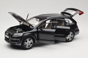 Audi Q7 4L Lava Grey Minichamps 1:18 5010507625 Metāls — attēls 2 no 8