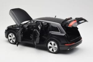 Audi Q7 4M Matēts Melns Minichamps 1:18 110014001 Metāls — attēls 5 no 8