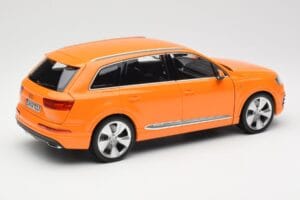 Audi Q7 4M Oranžs Metallic Minichamps 1:18 110014004 Metāls — attēls 3 no 8