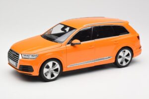 Audi Q7 4M Oranžs Metallic Minichamps 1:18 110014004 Metāls