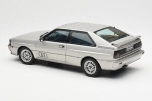 Audi Quattro LWB Sudrabs AUTOart 1:18 70303 Metāls — attēls 7 no 8