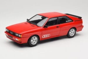 Audi Quattro Sarkans Minichamps 1:18 155016124 Metāls