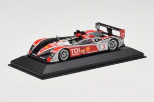 Audi R10 TDI LMP1 #3 L. Luhr / A. Premat / M. Rockenfeller 24 Hours of Le Mans 2008 Minichamps 1:43 400089903 Metāls — attēls 2 no 4