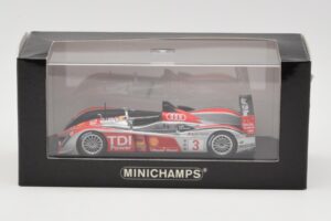 Audi R10 TDI LMP1 #3 L. Luhr / A. Premat / M. Rockenfeller 24 Hours of Le Mans 2008 Minichamps 1:43 400089903 Metāls — attēls 4 no 4
