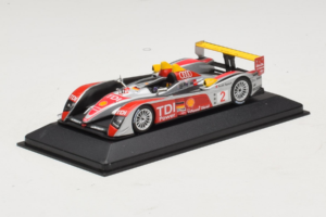 Audi R10 TDI LMP1 #2 R. Capello / T. Kristensen 2007 Minichamps 1:43 400071602 Metāls — attēls 2 no 4