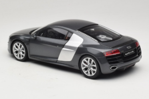 Audi R8 5.2 FSI Quattro Daytona Grey Kyosho 1:18 09216DG Metāls — attēls 6 no 7