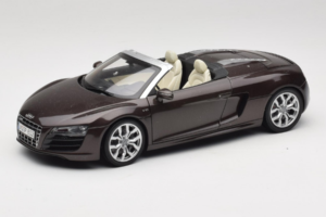 Audi R8 5.2 Spyder Teak Brown Kyosho 1:18 5010918525 Metāls