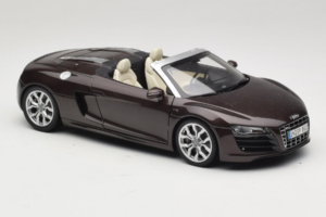 Audi R8 5.2 Spyder Teak Brown Kyosho 1:18 5010918525 Metāls — attēls 6 no 8