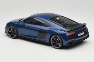 Audi R8 Ascari Blue Jada 1:18 5011918451 Metāls — attēls 5 no 6