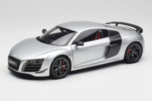 Audi R8 GT Type 42 Ice Sudrabs Metallic Kyosho 1:18 09218IS Metāls