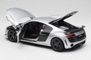 Audi R8 GT Type 42 Ice Sudrabs Metallic Kyosho 1:18 09218IS Metāls — attēls 5 no 8