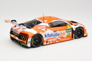 Audi R8 LMS #24 kfzteile24 L. Vanthoor / C. Stoll ADAC GT Masters 2016 Minichamps 1:18 155161124 Metāls — attēls 2 no 6
