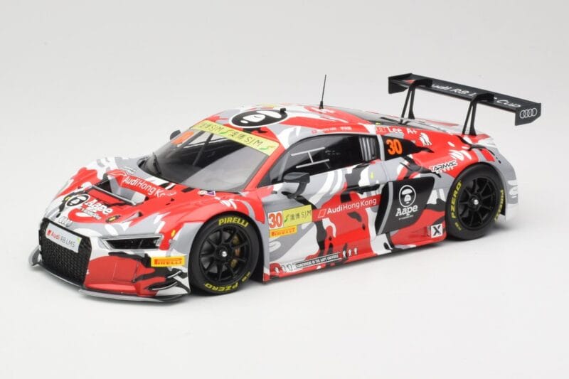 Audi R8 LMS #30 AAPE M. Lee FIA GT World Cup Macau 2015 Minichamps 1:18 155151130 Metāls