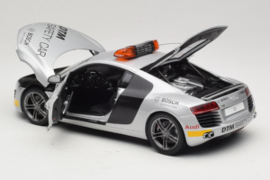 Audi R8 Safety Car 24 Hours of Le Mans 2008 Kyosho 1:18 09214DTM Metāls — attēls 7 no 8