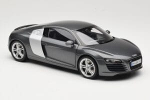 Audi R8 Type 42 4.2 Daytona Grey Kyosho 1:18 5010618425 Metāls — attēls 6 no 8