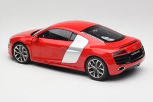 Audi R8 V10 Brilliant Sarkans Kyosho 1:18 09216RR Metāls — attēls 7 no 8