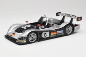 Audi R8R LMP #8 F. Biela / E. Pirro / D. Theys 24 Hours of Le Mans 1999 Maisto 1:18 538881 Metāls