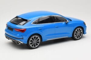 Audi RS Q3 F3 Sportback Zils Minichamps 1:18 155018101 Metāls — attēls 2 no 6