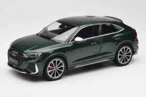 Audi RS Q3 Sportback 8U Green Metallic Minichamps 1:18 155018102 Metāls
