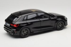 Audi RS3 8Y Sportback Myth Black Norev 1:18 188388 Metāls — attēls 3 no 8