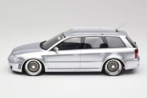 Audi RS4 B5 Avant Sudraba Custom Wheels Otto 1:18 OT521 Sveķi — attēls 3 no 6