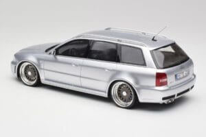 Audi RS4 B5 Avant Sudraba Custom Wheels Otto 1:18 OT521 Sveķi — attēls 5 no 6