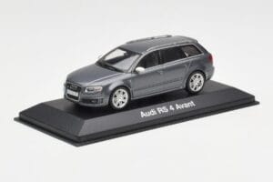 Audi RS4 B7 Avant Pelēks Minichamps 1:43 5010509223 Metāls — attēls 2 no 4