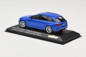 Audi RS4 B8 Avant Nogaro Blue Ziemassvētku Izlase 2014 Minichamps 1:43 AUDI003 Metāls — attēls 3 no 4