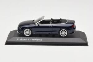 Audi RS5 B8 Kabriolets Estoril Blue Minichamps 1:43 5011215313 Metāls