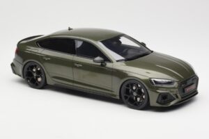 Audi RS5 B9 Competition Sportback Zaļš GT Spirit 1:18 GT469 Sveķi — attēls 4 no 6