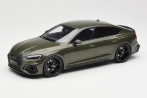 Audi RS5 B9 Competition Sportback Zaļš GT Spirit 1:18 GT469 Sveķi