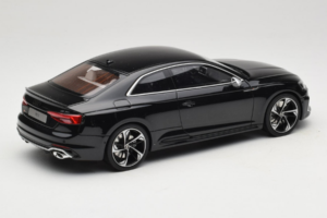 Audi RS5 B9 Coupe Melns GT Spirit 1:18 GT751 Sveķi — attēls 2 no 6