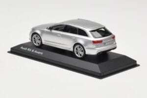 Audi RS6 C7 Avant Prisma Silver Minichamps 1:43 5011216213 Metāls — attēls 3 no 4