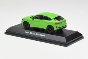 Audi RSQ3 F3 Sportback Zaļš Minichamps 1:43 5012013631 Metāls — attēls 3 no 4