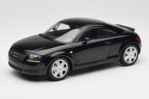 Audi TT 8N Melns Minichamps 1:18 155017021 Metāls