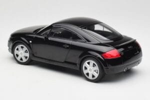 Audi TT 8N Melns Minichamps 1:18 155017021 Metāls — attēls 5 no 6