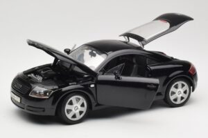Audi TT 8N Melns Revell 1:18 08953 Metāls — attēls 2 no 8