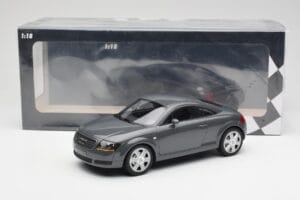 Audi TT 8N Coupe Grey Metallic Minichamps 1:18 155017020 Metāls — attēls 6 no 6