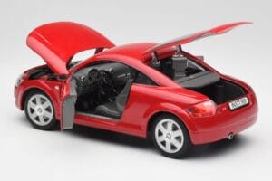Audi TT 8N Coupe Sarkans Revell 1:18 89909092 Metāls — attēls 5 no 8